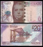 Шотландия напечатает пластиковые деньги на год раньше Англии
