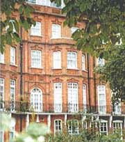 51 Kensington Court Apartments